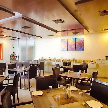 Continental Park Hotel Vijayawada Exterior photo