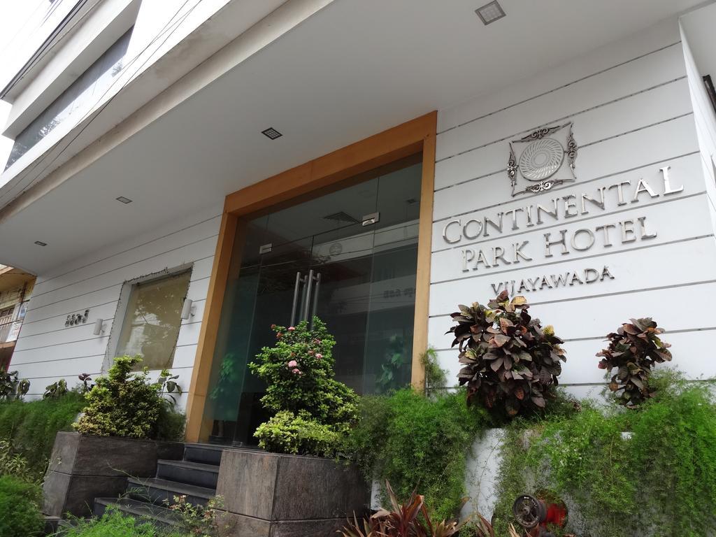 Continental Park Hotel Vijayawada Exterior photo