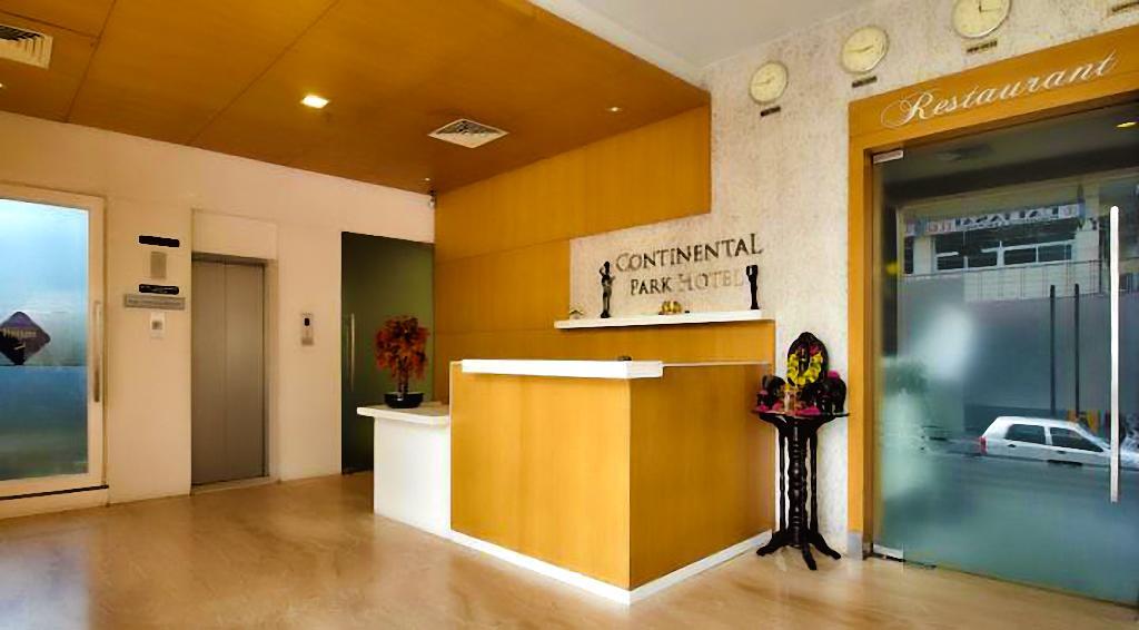 Continental Park Hotel Vijayawada Exterior photo