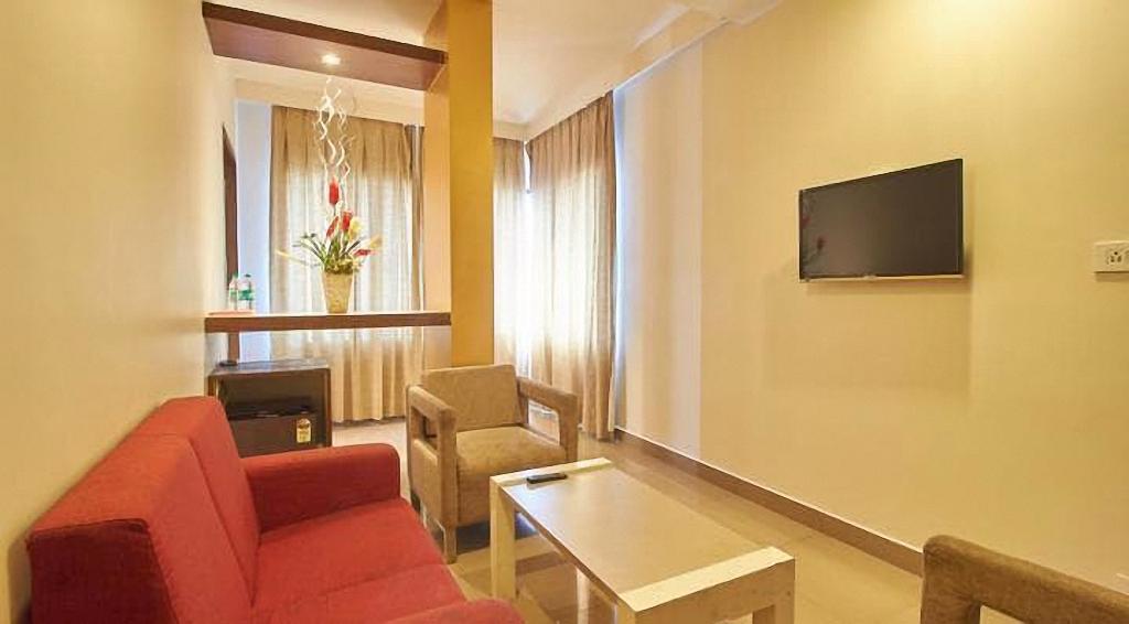 Continental Park Hotel Vijayawada Exterior photo